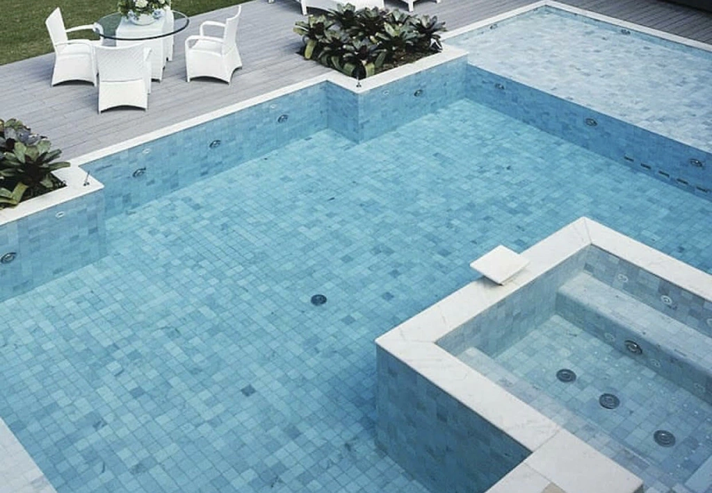 Pedra Aquamarine para Piscina